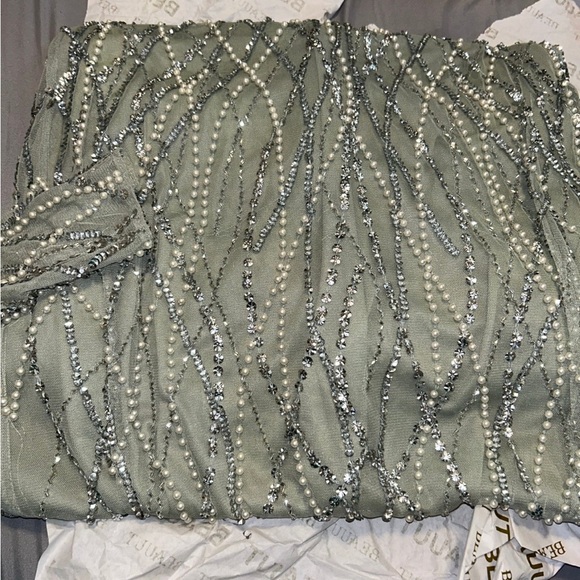 Bridesmaid dress from ASOS size 8 light sage green - Picture 6 of 6